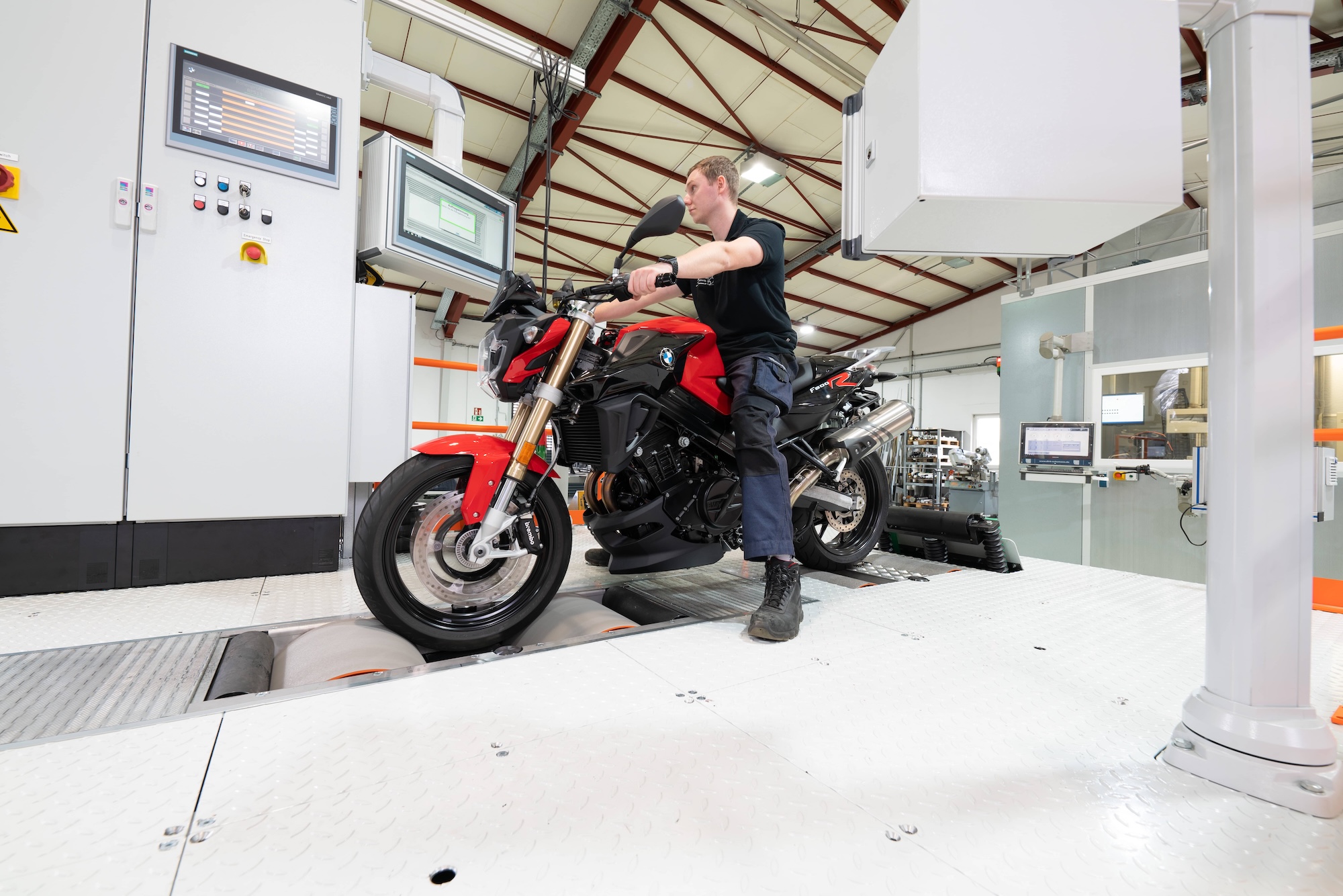 End-of-Line Motorenprüfstand